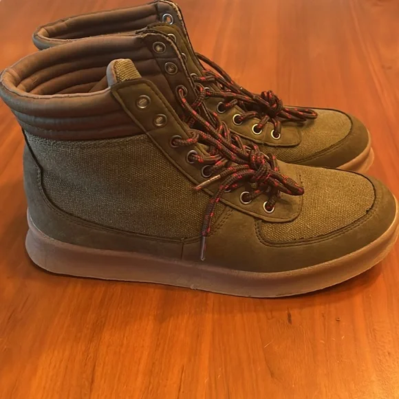 Rocket Dog Army Green Boots - Picture 3 of 5